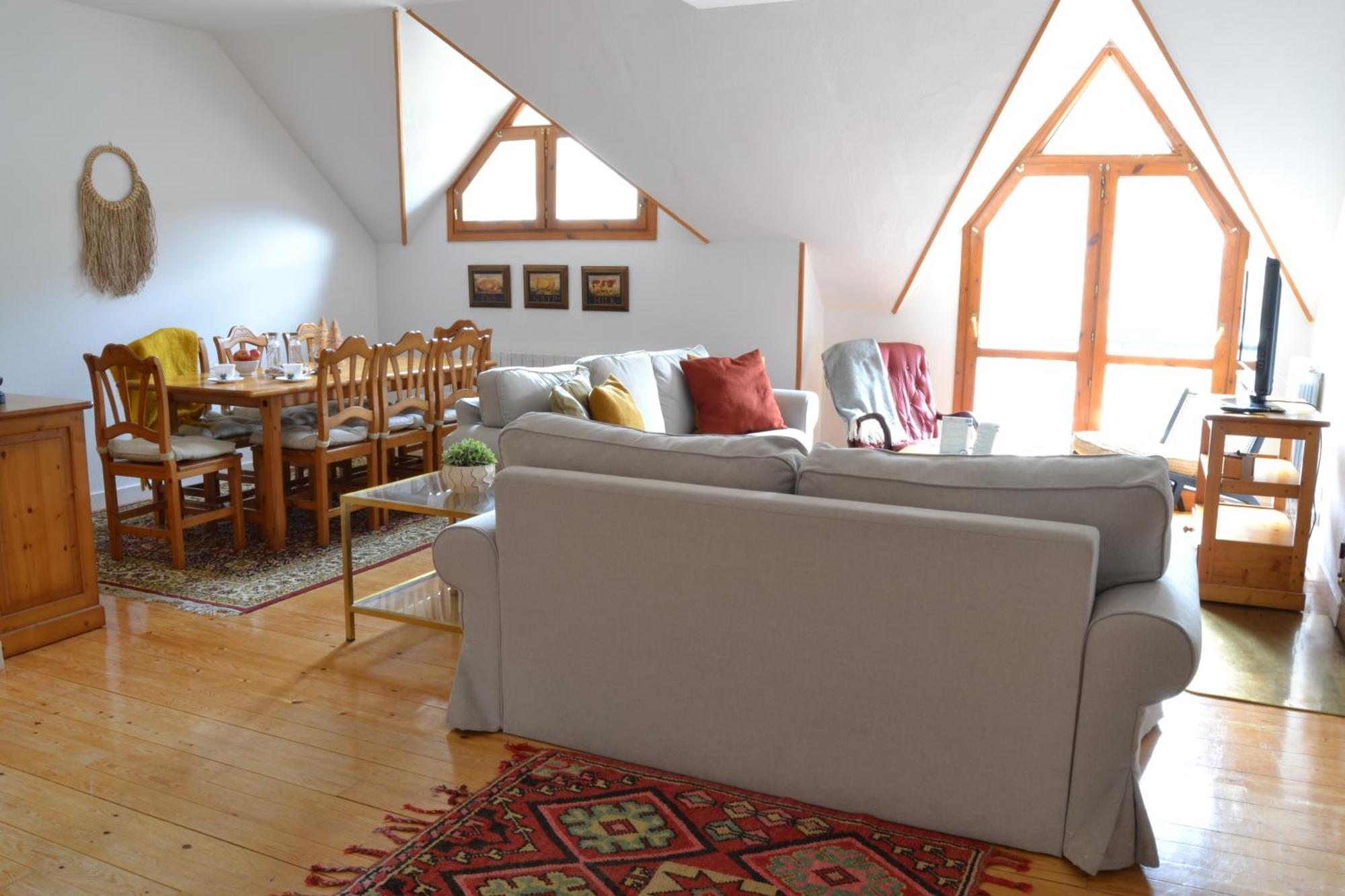 Balaitus Petfriendly - Arafita Apartamentos Sallent de Gállego Eksteriør billede