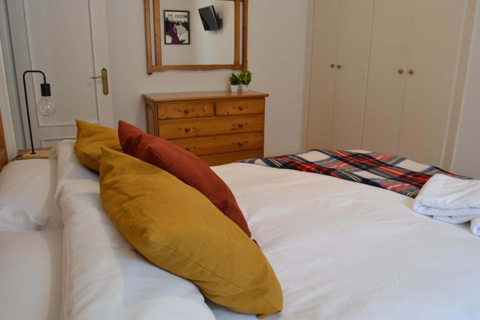 Balaitus Petfriendly - Arafita Apartamentos Sallent de Gállego Eksteriør billede